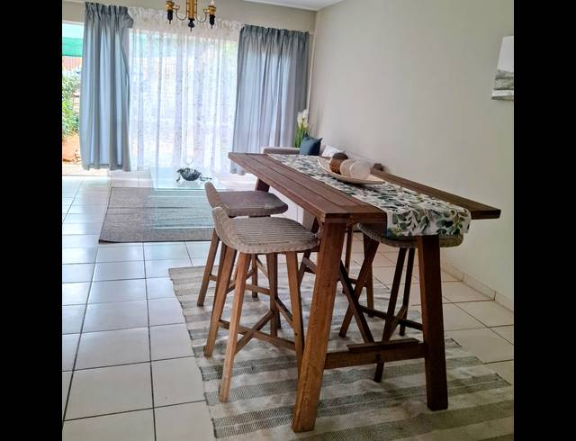 2 BEDROOM DUPLEX FOR SALE IN WINDSOR EAST